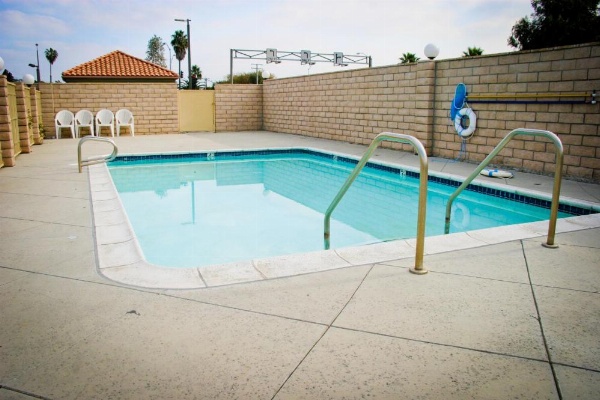 Crystal Inn Suites & Spas image 22